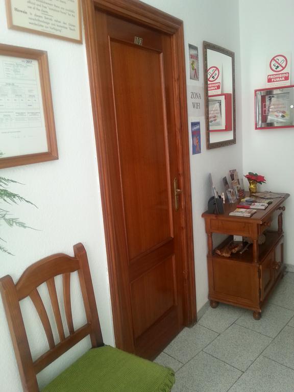 Pension Ciudad Navarro Ramos Granada Esterno foto
