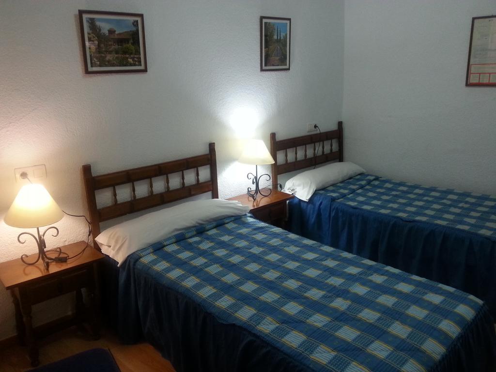 Pension Ciudad Navarro Ramos Granada Esterno foto